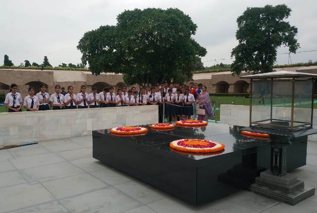 Visit to Rajghat- Students of class 10 visited Rajghat on 27/09/2019 as a part of experiential learning.